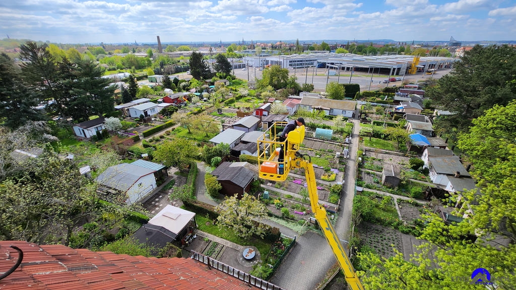 Style Dach Arbeitsbühne und Hubsteiger in Penig - Bild 2