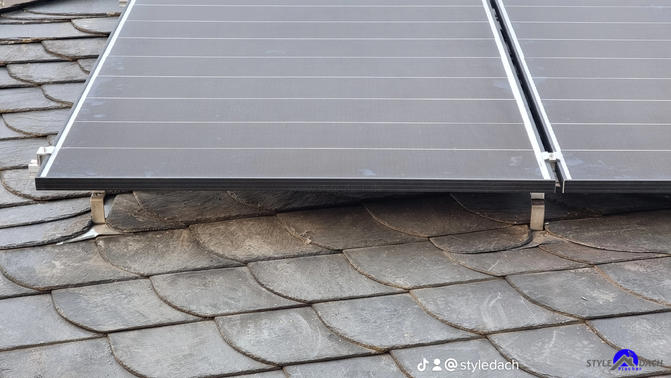 Fotovoltaikanlage Schieferdach - Solar Anlage Schiefer