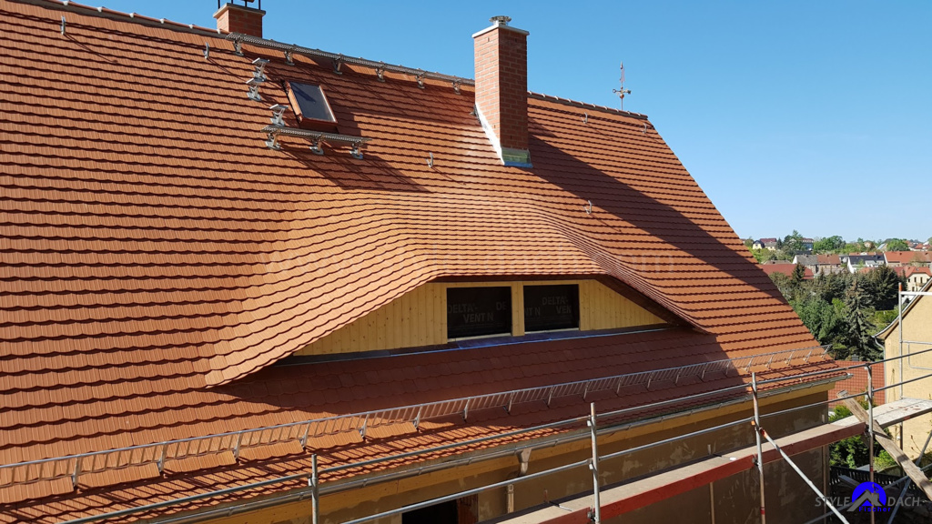 Ein Biberschwanzdach in Mörteldeckung